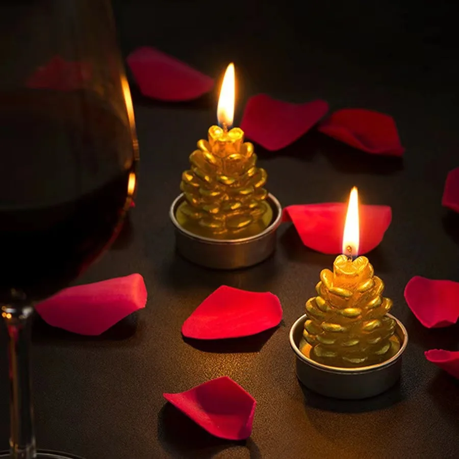 Christmas Candles Gift Xmas Candles for Women Wax Realistic Christmas Tree Shaped Candle for Christmas Party Holiday New Year