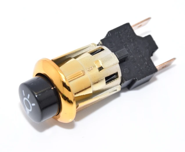 Gas cooker oven push button switch