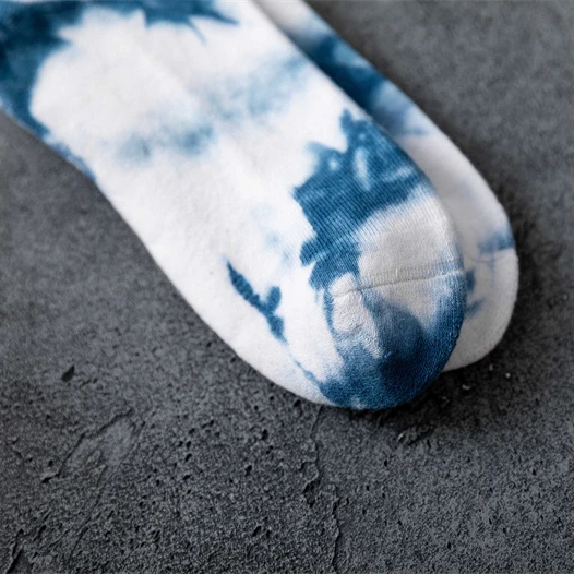 
2021 Design Classical Colorful Casual Tie Dye Men Crew Socks Custom Socks 