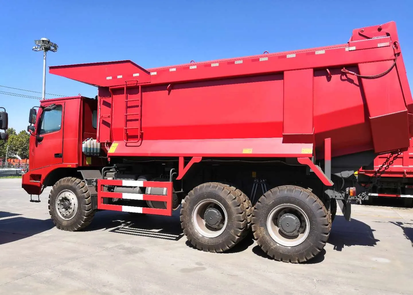 Горячая Распродажа в Китае 6x4 контейнер для сбора мусорных отходов грузовик уплотнения мусора по