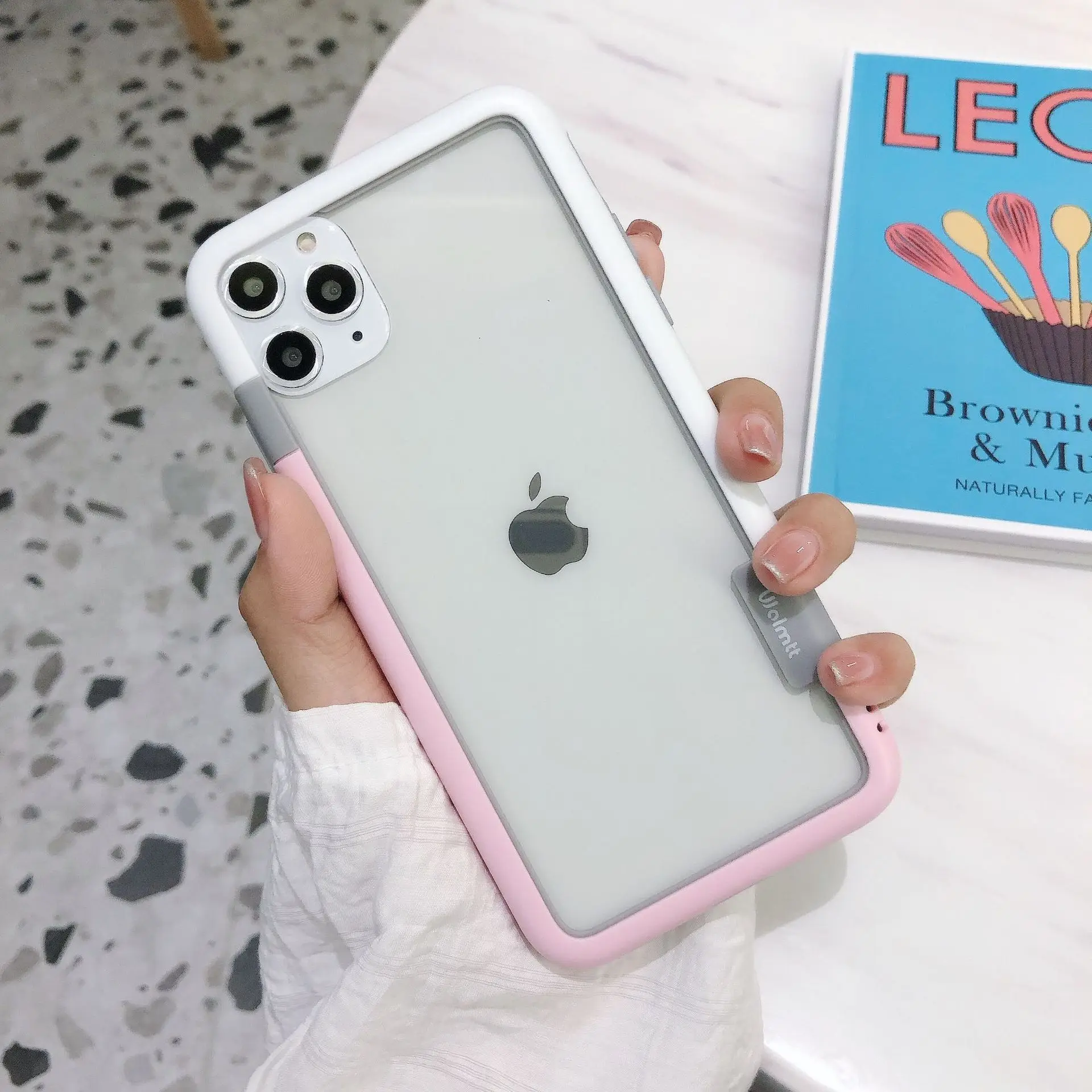 Wholesaling And Retailing Unique Simple Contrast Border Phone Case For Iphone 11 12 13 Pro Max