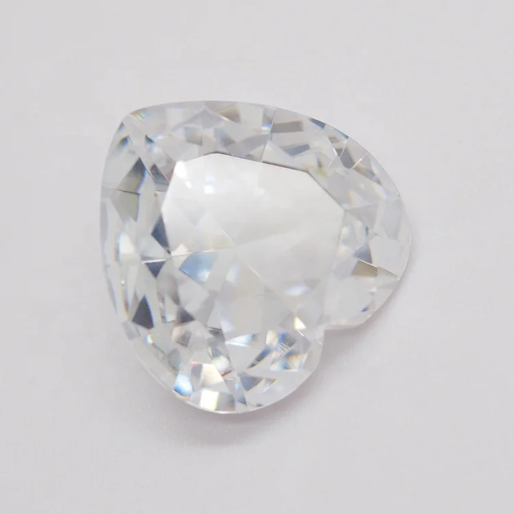 Сердце форма белый кубический цирконий свободные камни CZ с высоким качеством