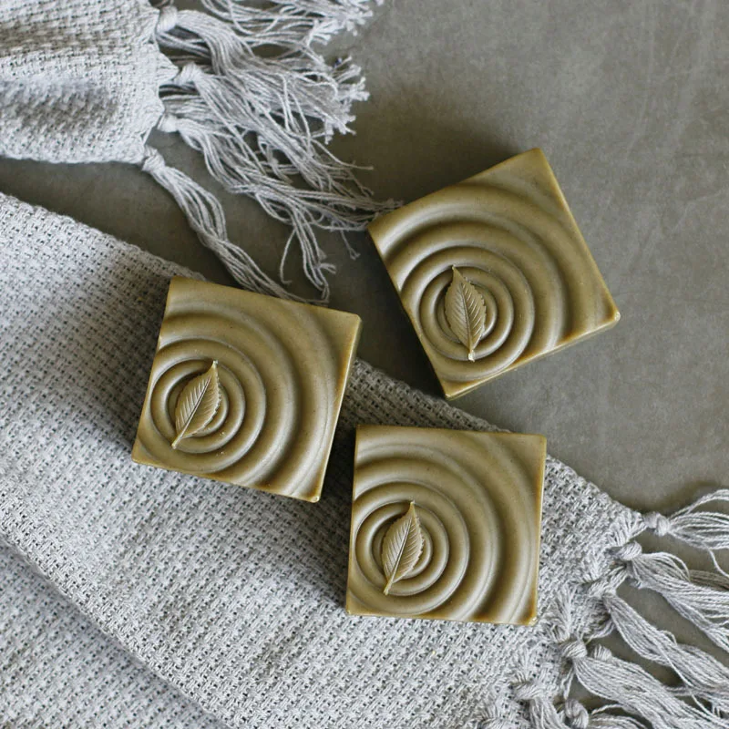 OEM Wholesale Private Label Skin whitening 24K Gold Flower Fruit Herbal Soap Amino Acid Soap