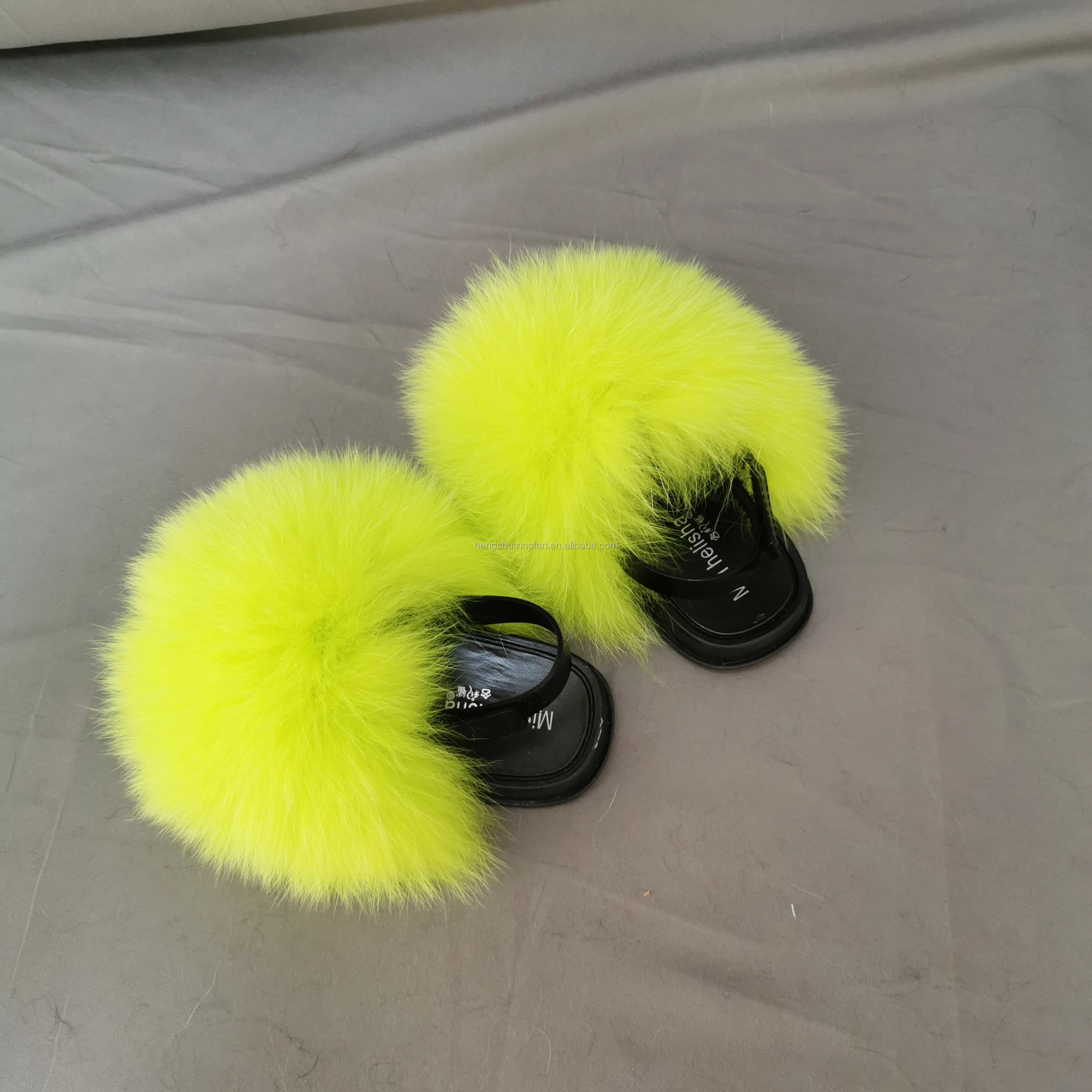 Latest design fancy multi bright color kids fur slides with strap fur slipper for kids