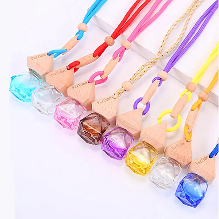 New Design Glass Hanging Lanyard Unique Car Perfume Diffuser Bottle