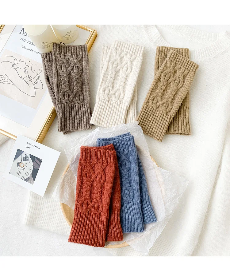 Winter dew finger half-finger gloves for students and male and female lovers wool mittens