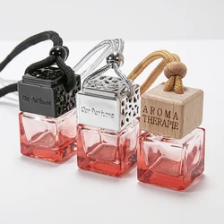 Wholesale Refilling Square Hanging Empty Air Freshener Wooden Cap Glass Car Perfume Bottle 8ml