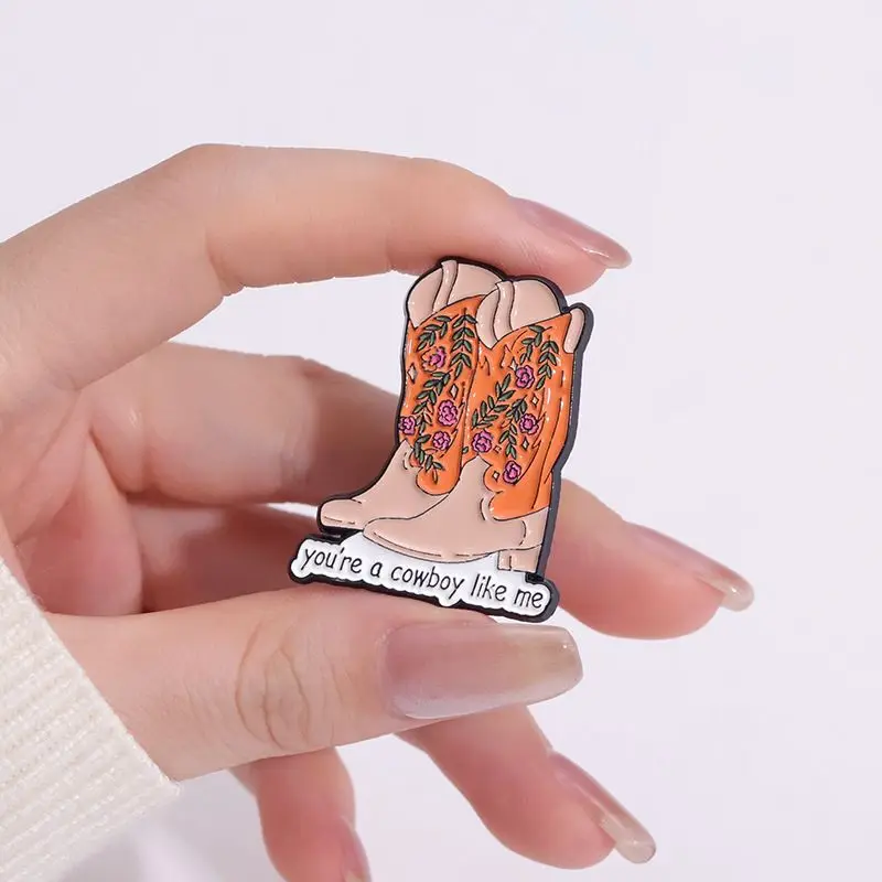 New Hot Selling Wholesale Cartoon Pattern Metal Brooch Cowboy Hat Boots Alloy Drip Oil Badge Accessories