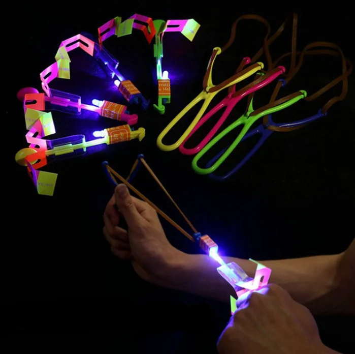 New model slingshot whistle flying arrow toys / led flashing arrow toy / Flying rocket toy