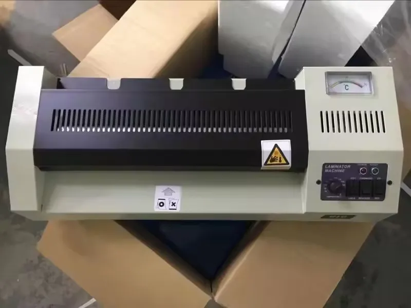 SG-8306 хорошая цена пластиковая портативная машина для ламинирования A3 горячего и холодного