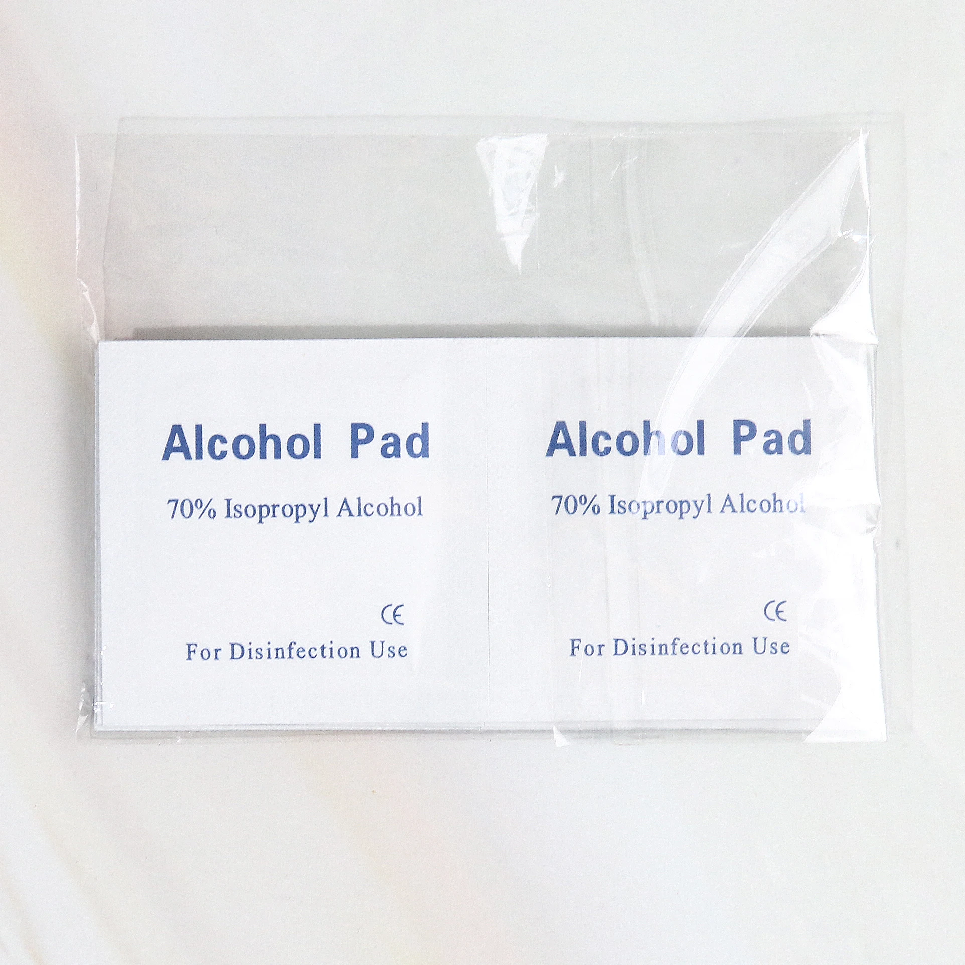 Bagged Alcohol Pad 70% Isopropyl Wet Tissue Sanitizing Wipes Skin Care Cleaning