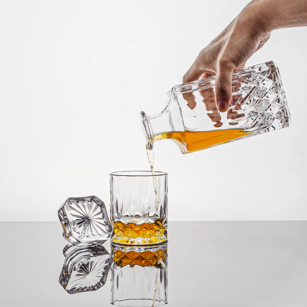 KLP 700ml Engraved Whiskey Decanter Diamond-Shaped Transparent Wine Lead-Free Sustainable Bars Gifts
