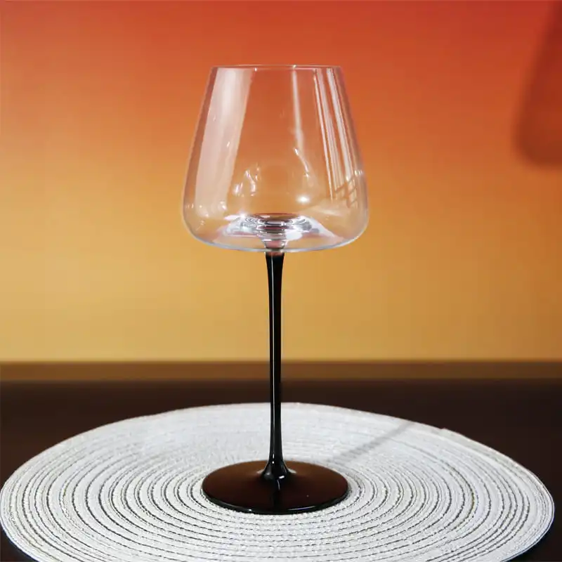 Celebrate Love with Luxurious Black Wine Glasses at Your Wedding