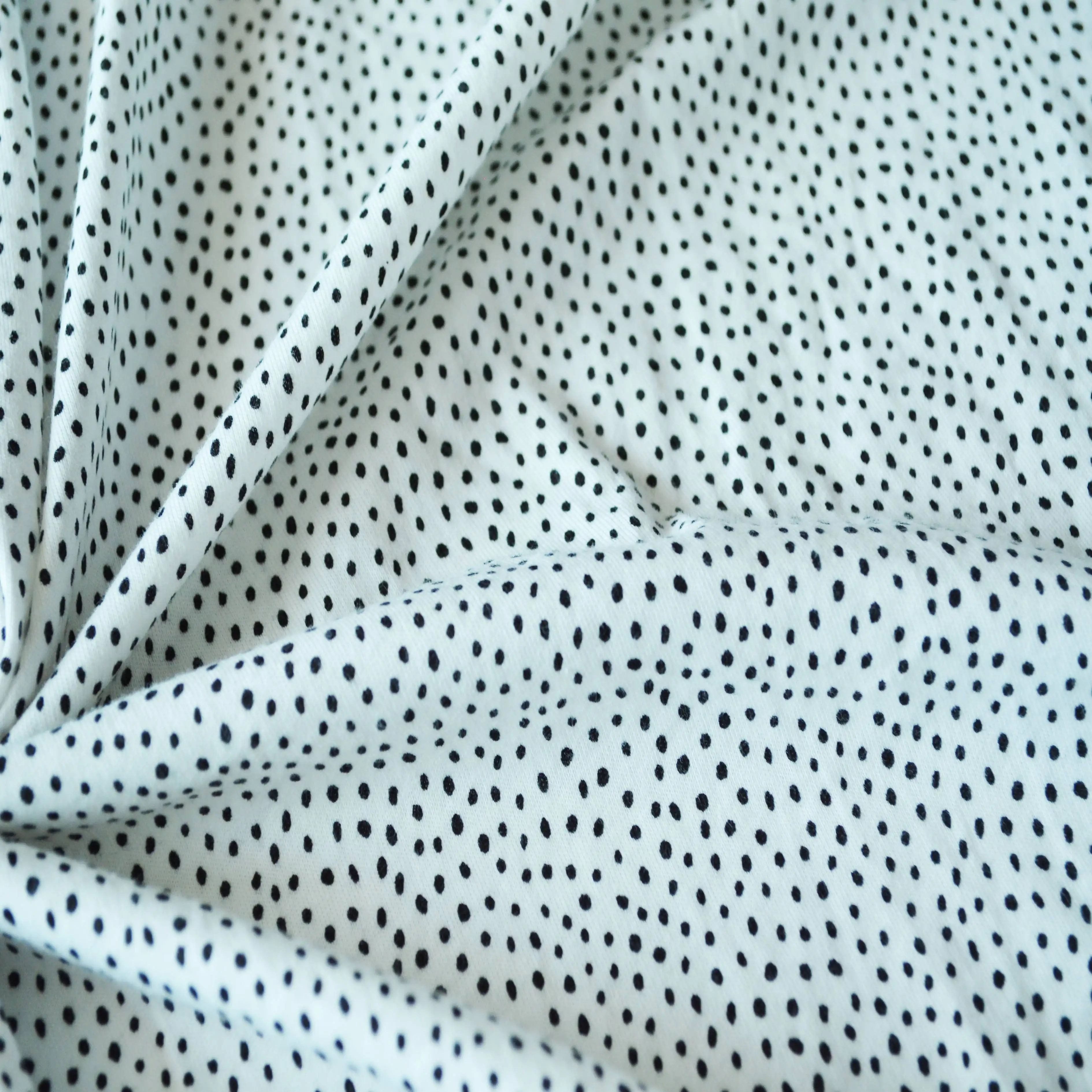 Трикотажная ткань из 100% хлопка с принтом вишни BCI