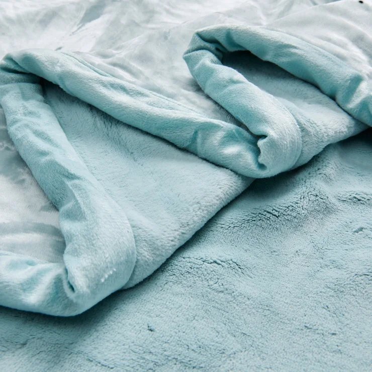 Super cozy travel blanket in pouch  throw blanket for double bed