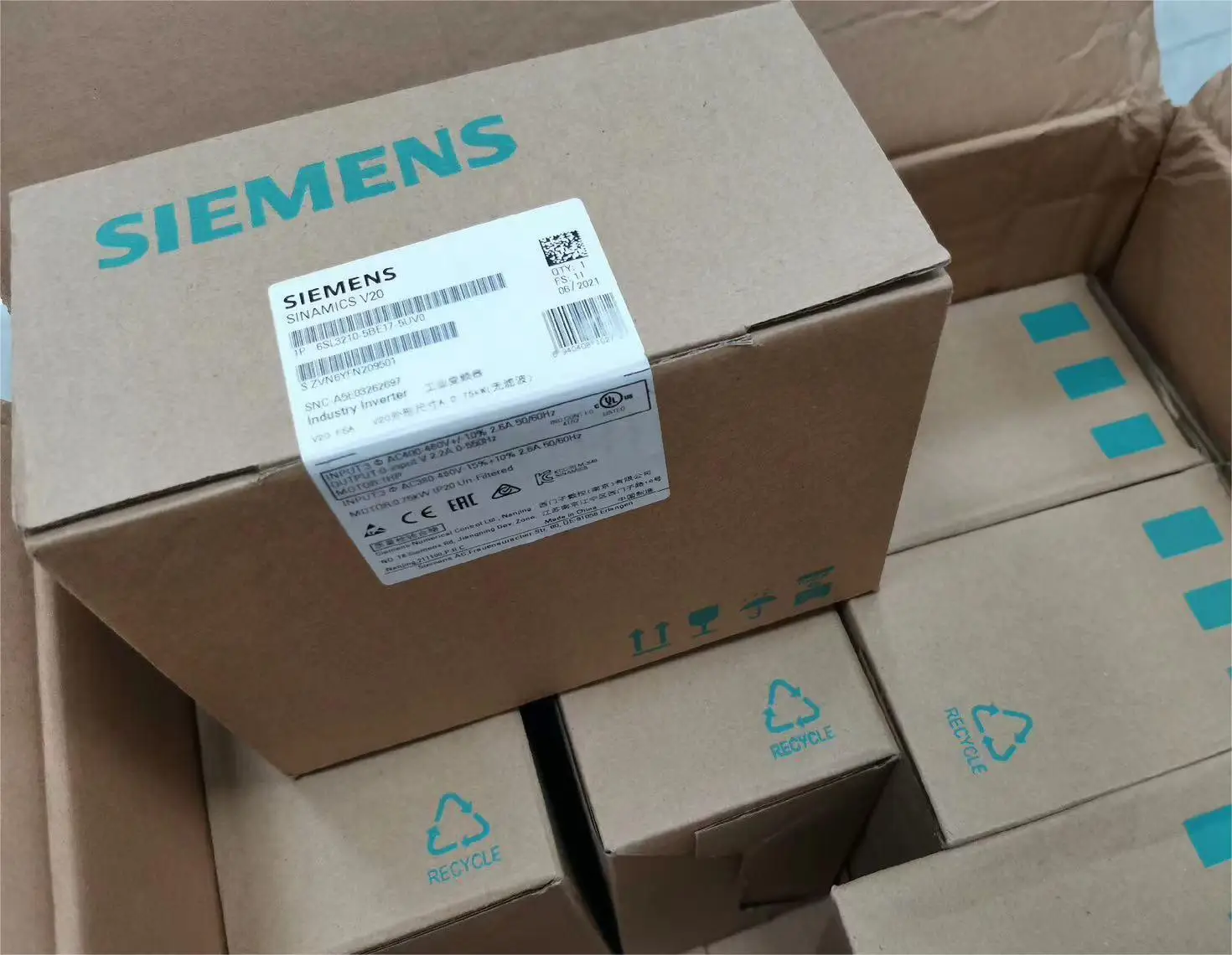 6SL3210-5BE17-5UV0 6SL3210-5BE21-1UV0 Original and New Siemens Frequency Converter Industrial Control Accessories