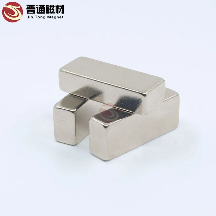 الأكثر مبيعاً نيوديميوم مغناطيس نيوديميوم قوي دائم كتلة Ndfeb 25X8x2 مغناطيس