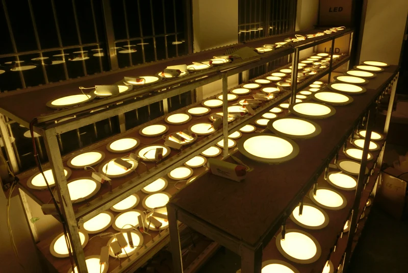 2024 Slim Downlights 3W 6W 9W 12W 15W 18W 24W smd recessed ceiling square round surface mounted led aluminum panel Light lamp