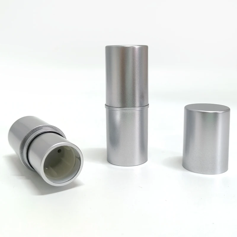 M104 White deodorant container 8g 10g big capacity round foundation concealer stick tube lip blam for cosmetic packaging