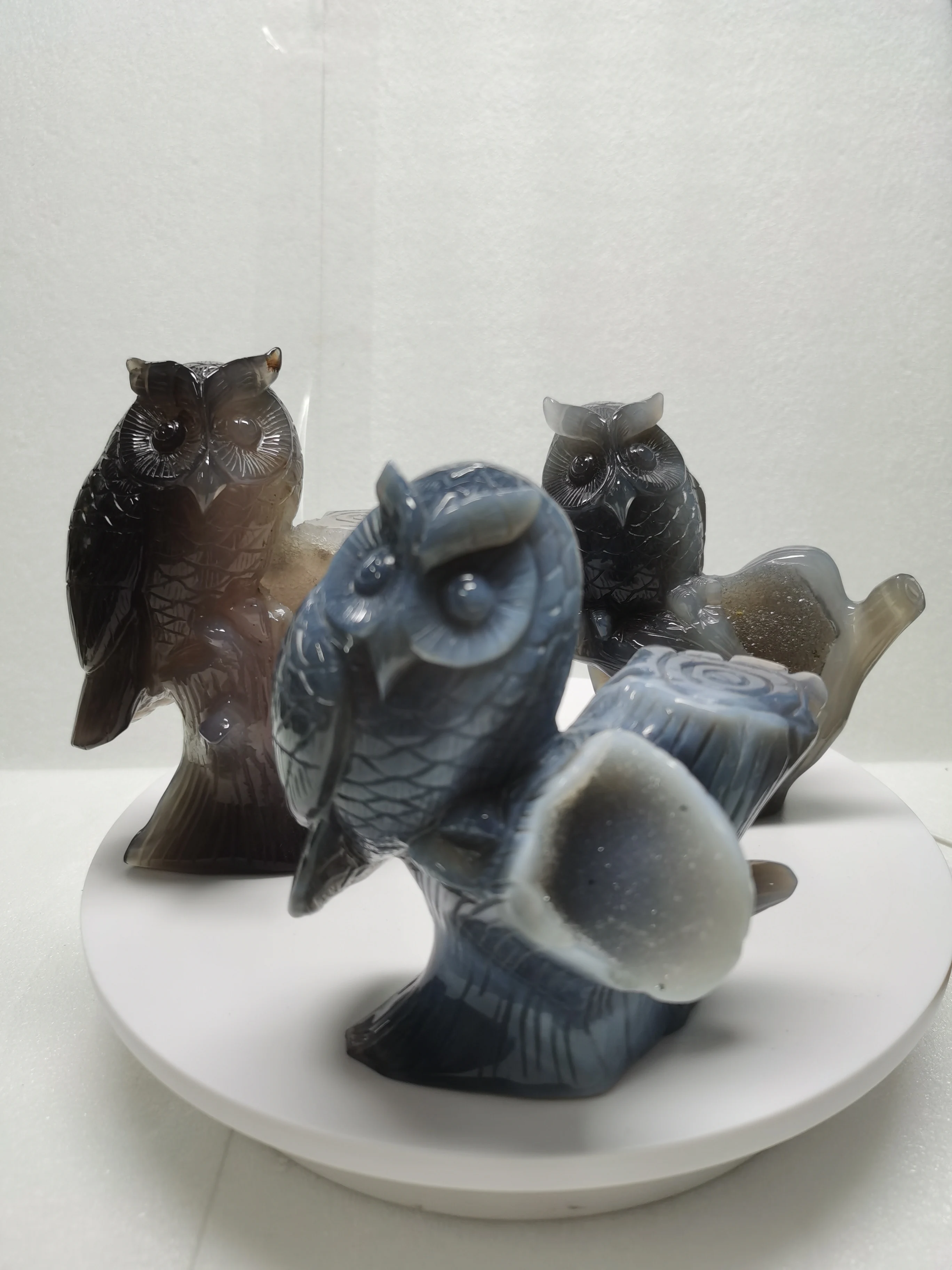 Wholesale Natural Gemstone  Engraved Bird Animal Statue Crystal carving agate geode owl