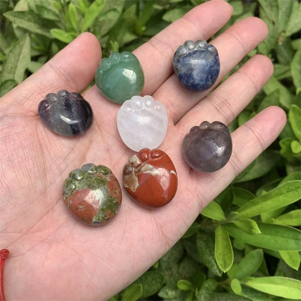 1 Inch Polished Natural Stone Crystal Feet Ornaments Cute Little Carved Desktop Gifts for Children Back to School Season