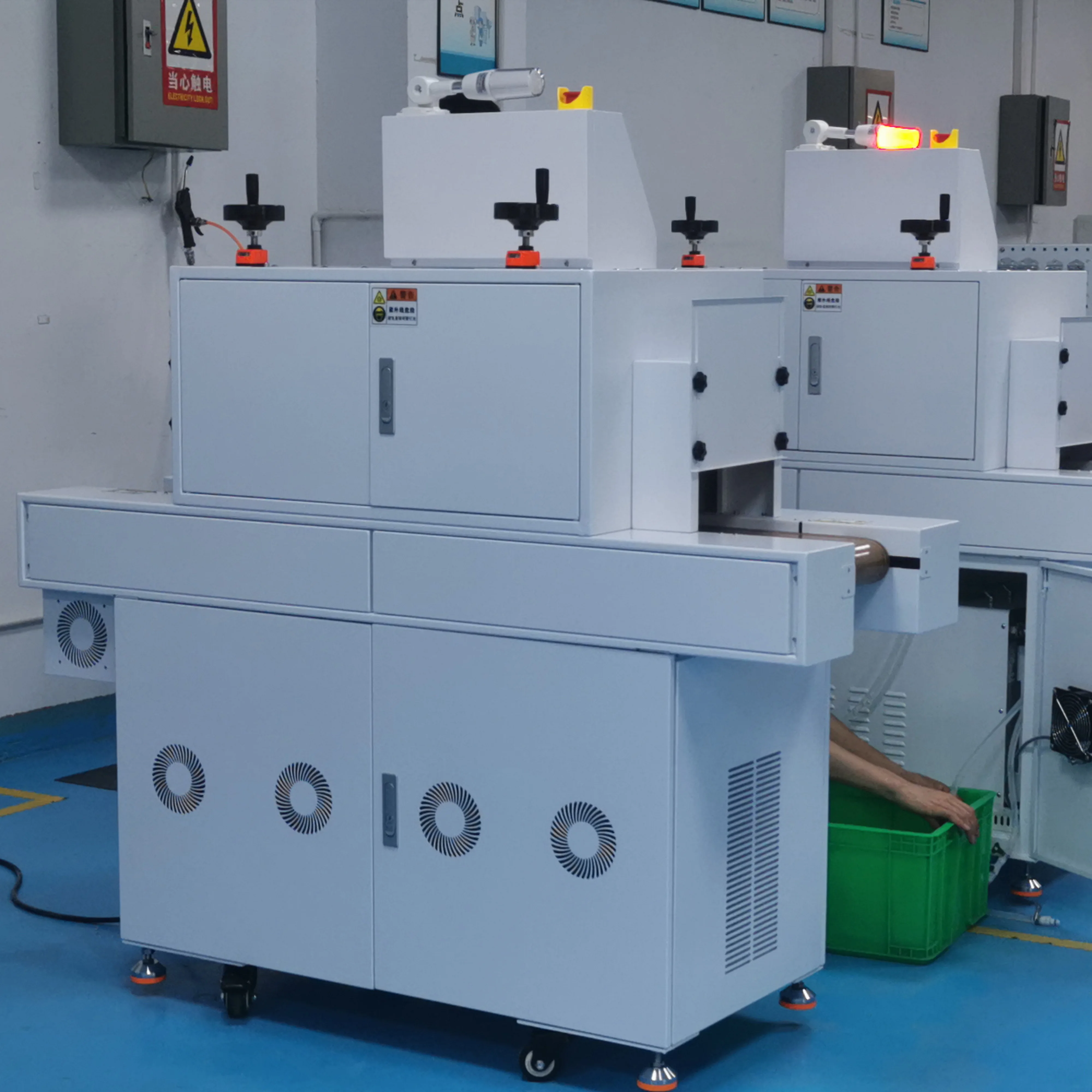 UV LED Curing Furnace with Conveyor System Installed 300*100mm LED UV Curing Lamp for uv adhesive Inks Varnish Coatings