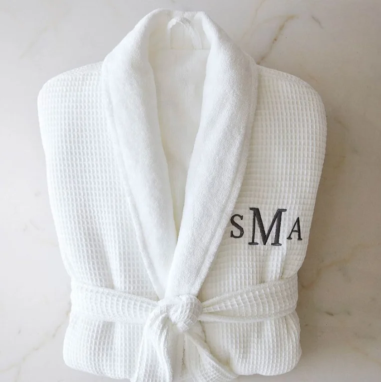 Customized 100% Cotton Double Layer Spa Robe Luxury Hotel White Unisex Waffle Terry Bathrobe Slipper Set
