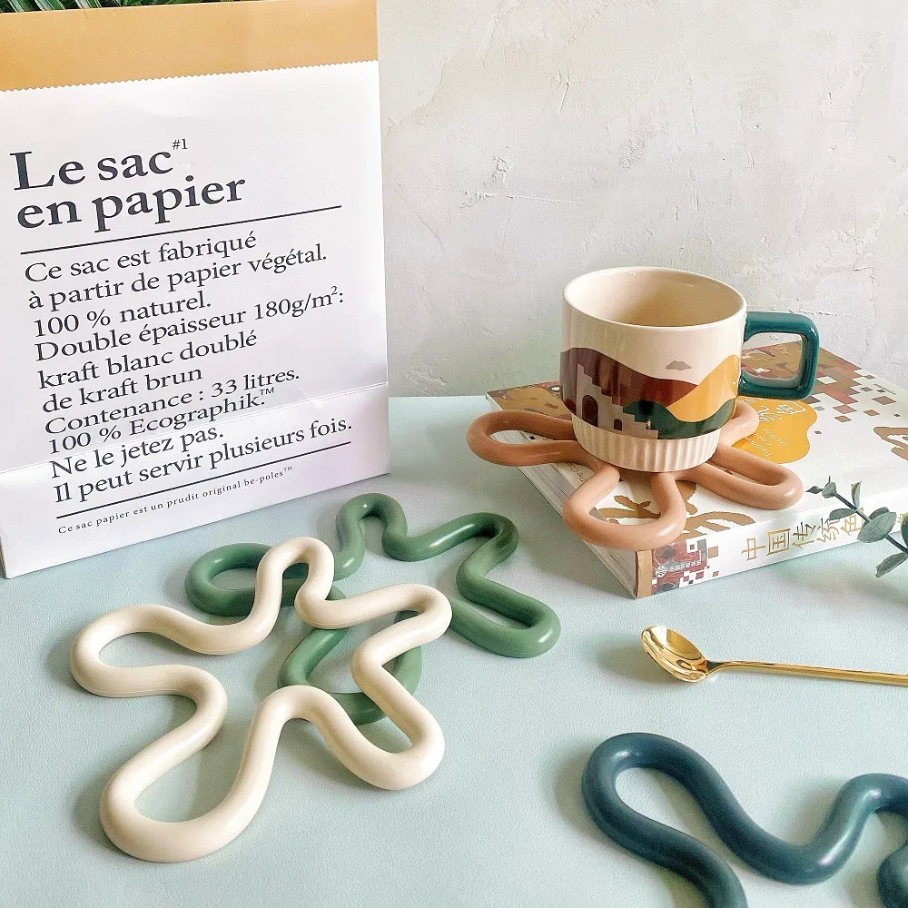 Irregular Shaped Colorful Silicon Coaster Creative Cup Pad Slip Insulation Heat Insulated Table Mat for Hot Drink