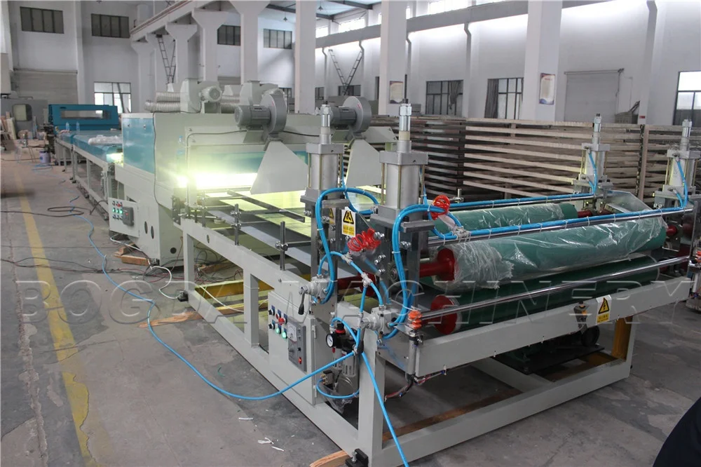 High Speed 1300mm PVC Marble Sheet Three Rollers High Glossing Oil Printing UV Coating Machine