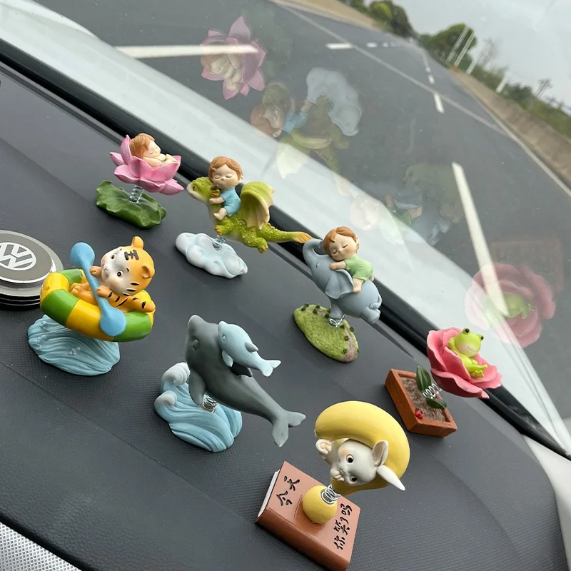 Z17170A Car interior accessories dragon figurine,  car mounted cute small 0animal decorations dinosaur resin statue