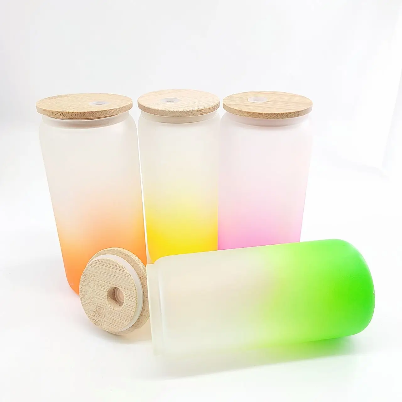 US Warehouse Stock High Quality Transparent ombre 550ml 16oz Can Shaped Containers Bamboo Lid Cola Beer Glass Cup with Straw