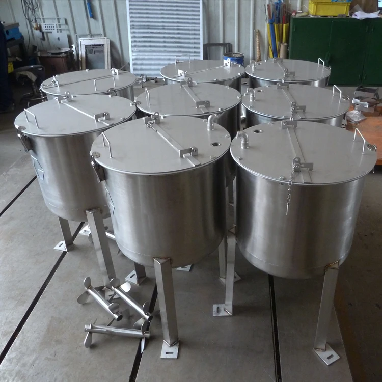 Custom 200L & 400L stainless steel storage tanks jacketed  SS tank fabrication specialist  With lids