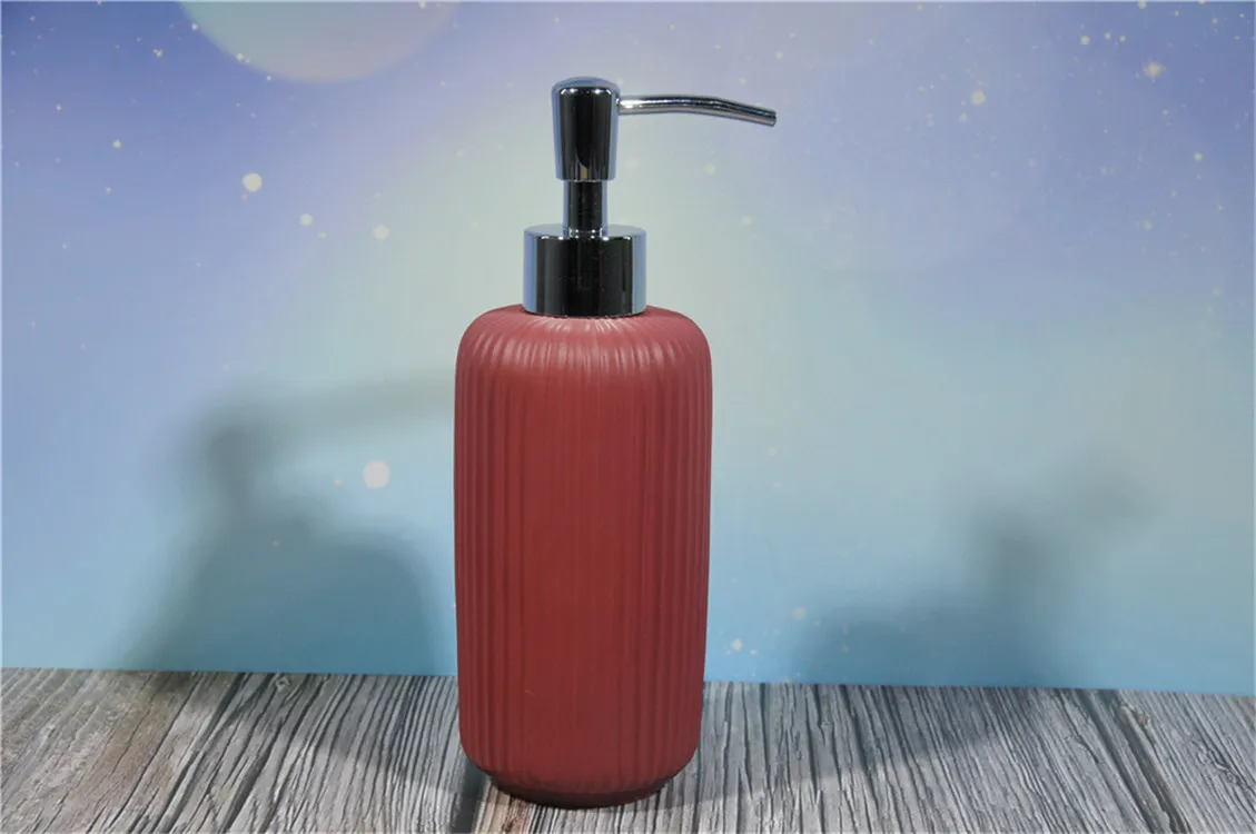 Resin bathroom accessories set ceramic finishing bath set