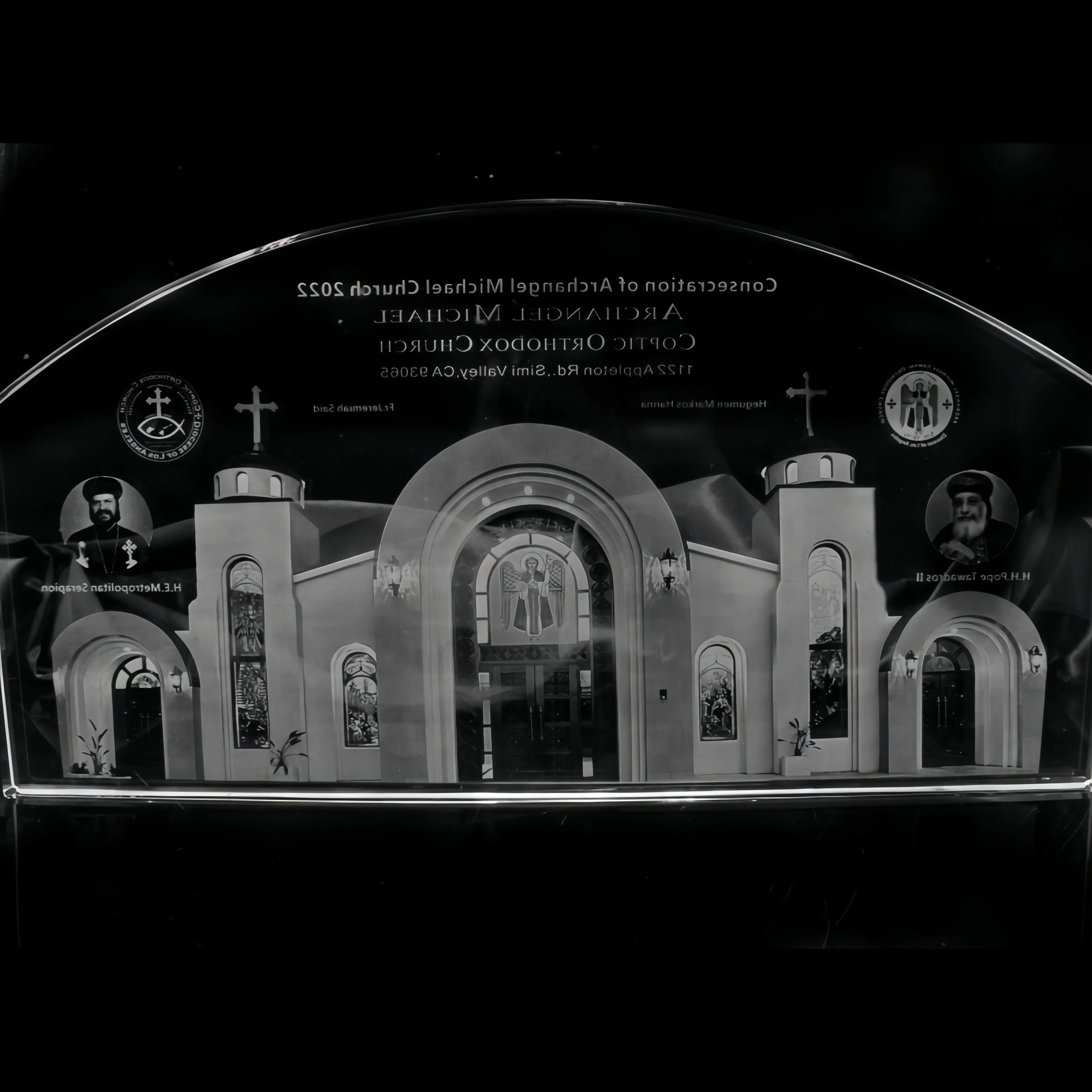 High Quality 3d Laser Engraving Blank Arch Shape Crystal Block Personalized  Crystal Images 3D Crystal Photo cube