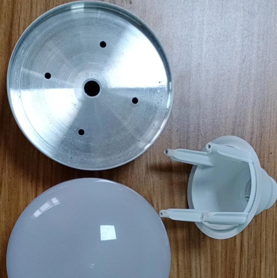 Оптовая продажа дешевая цена светодиодная лампа 5W7W/9W/10W/12W/15W/18W/20W/24W E27 B22