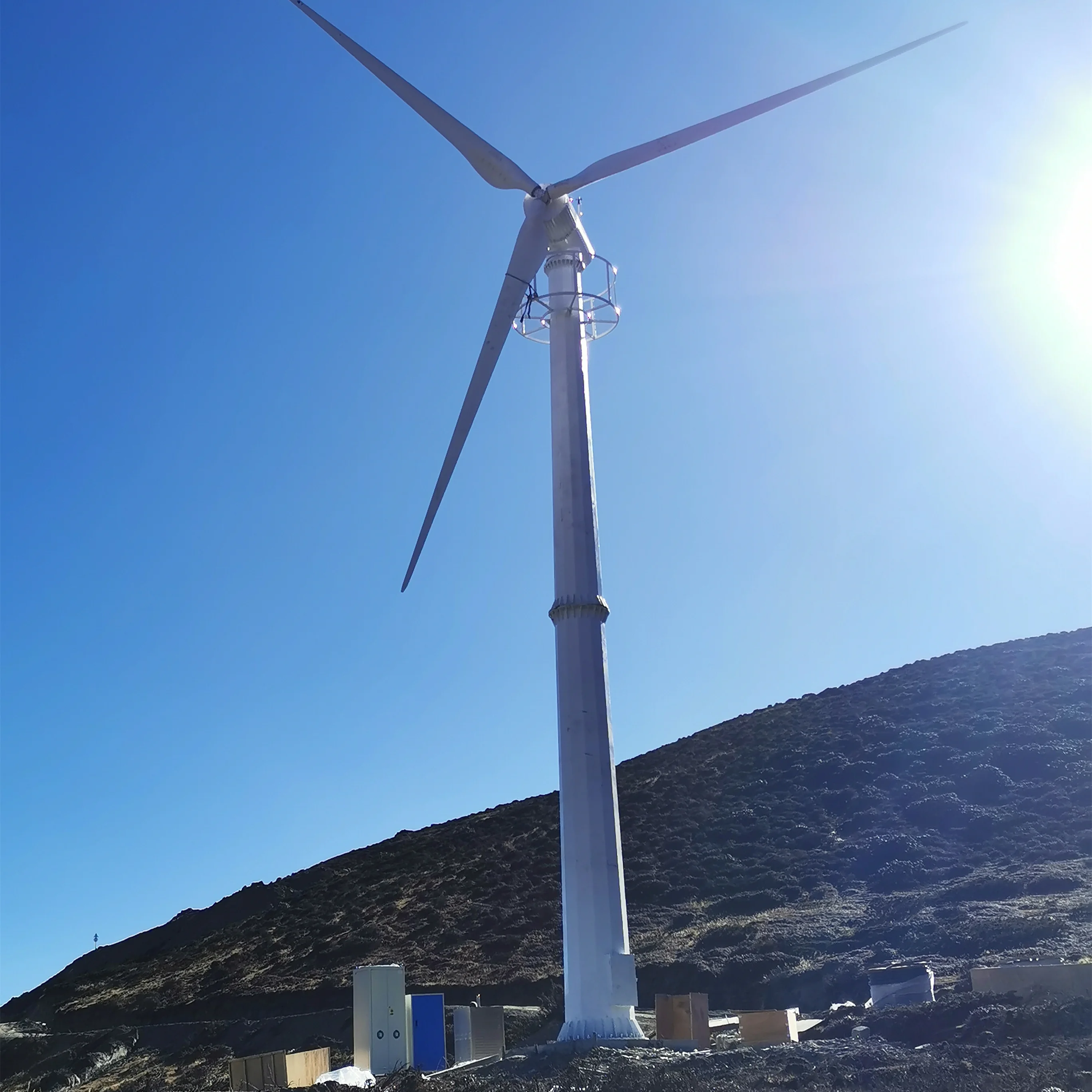 Green Energy 100kw 240/380/690v  Wind Turbine Wind Generator Automatic Windward For Factory & Hotels & Farms