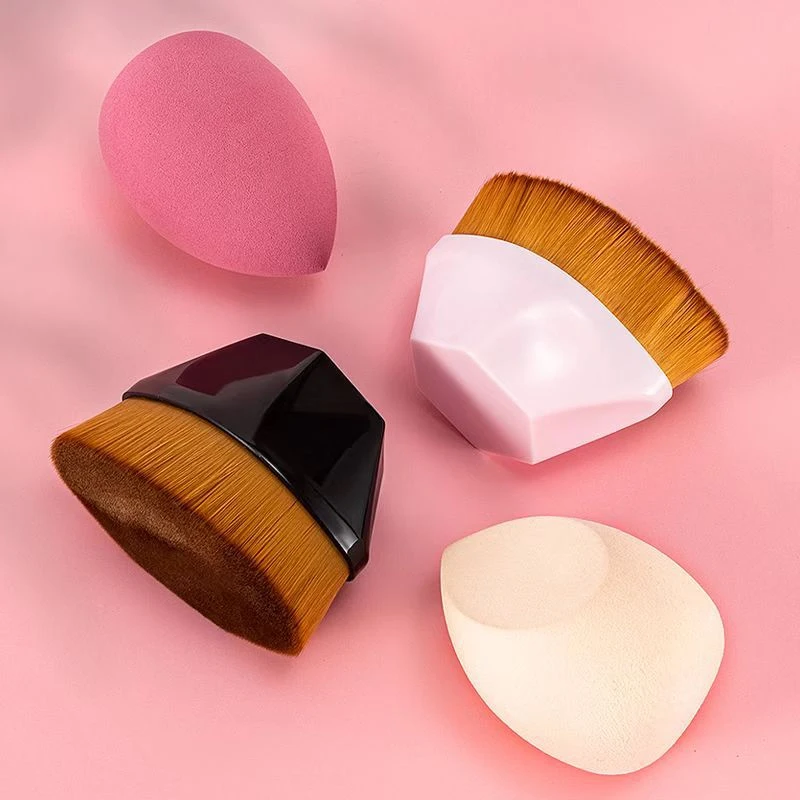 Magic Vegan Cruelty Free 2pcs Foundation Makeup Brushes and 2pcs Makeup Sponges Set with Make Up Case Portable Beauty Tools
