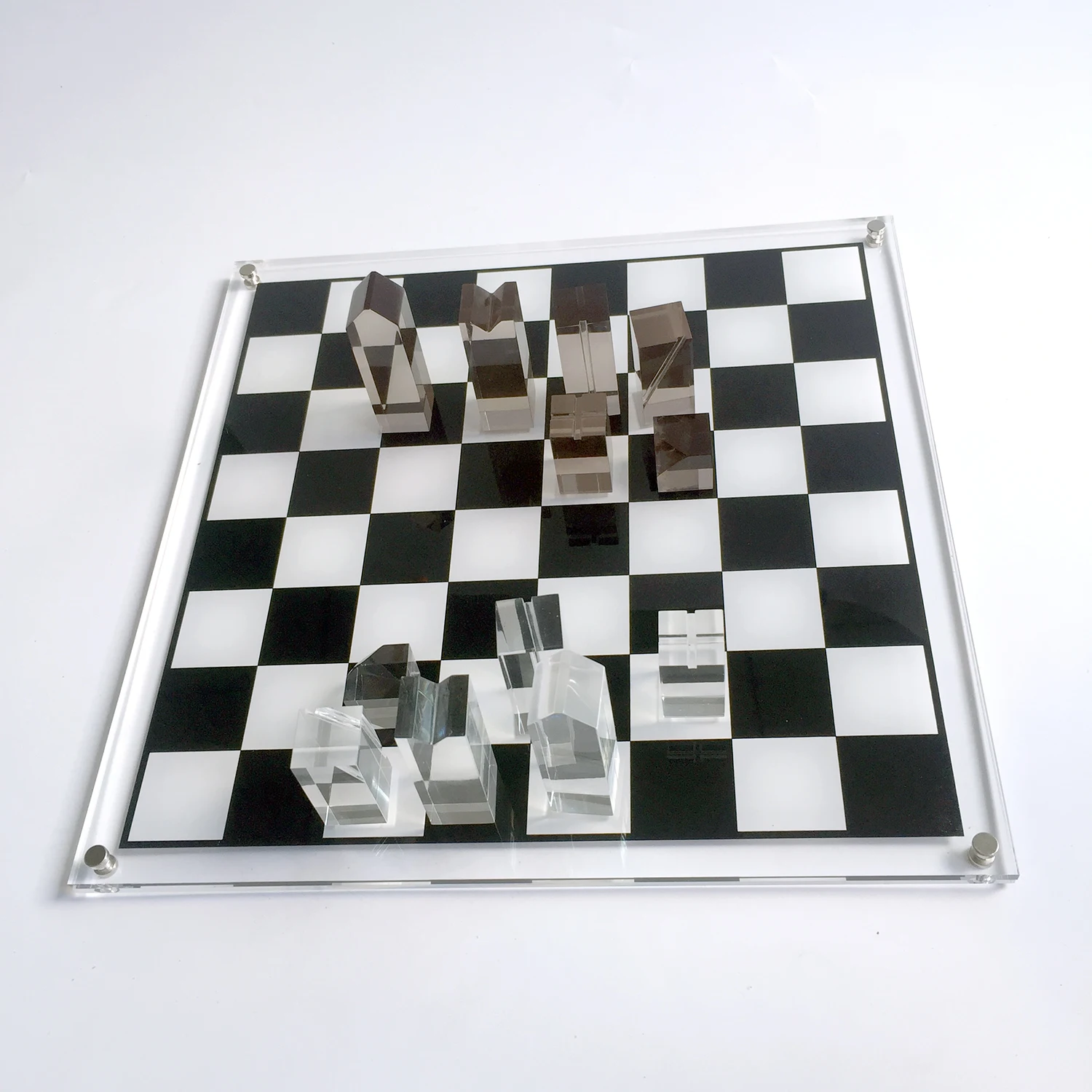 wholesale crystal clear resin acrylic chess set game board & pieces