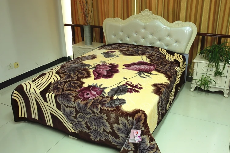 LG1720 LORENDA custom logo printed plush 6 kg double ply discounts king size throw blankets wholesale solid floral raschel blanket