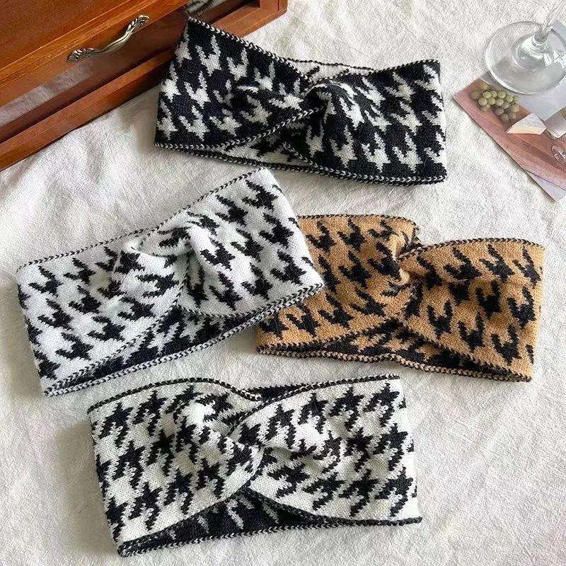 High Quality Large Plaid Knitted Elastic Hairbands Elegant Sports Headband for Women Wholesale Fashion Accessory