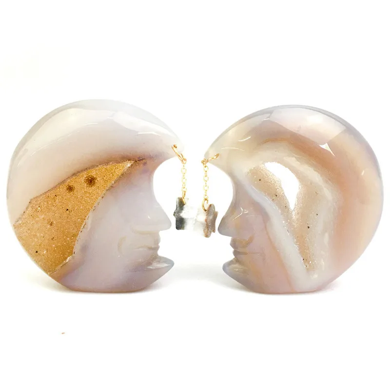 Hot Wholesale Crystal beautiful Carving  Agate  Geode Moon for  Decoration Gift