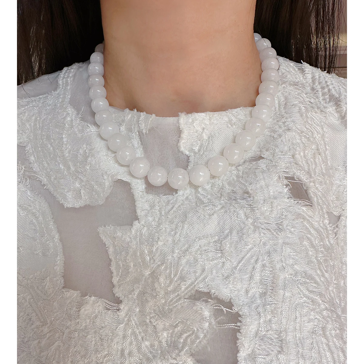 European and American fashion white moonlight natural stone necklace new Chinese dream star agate beaded collarbone chain 807