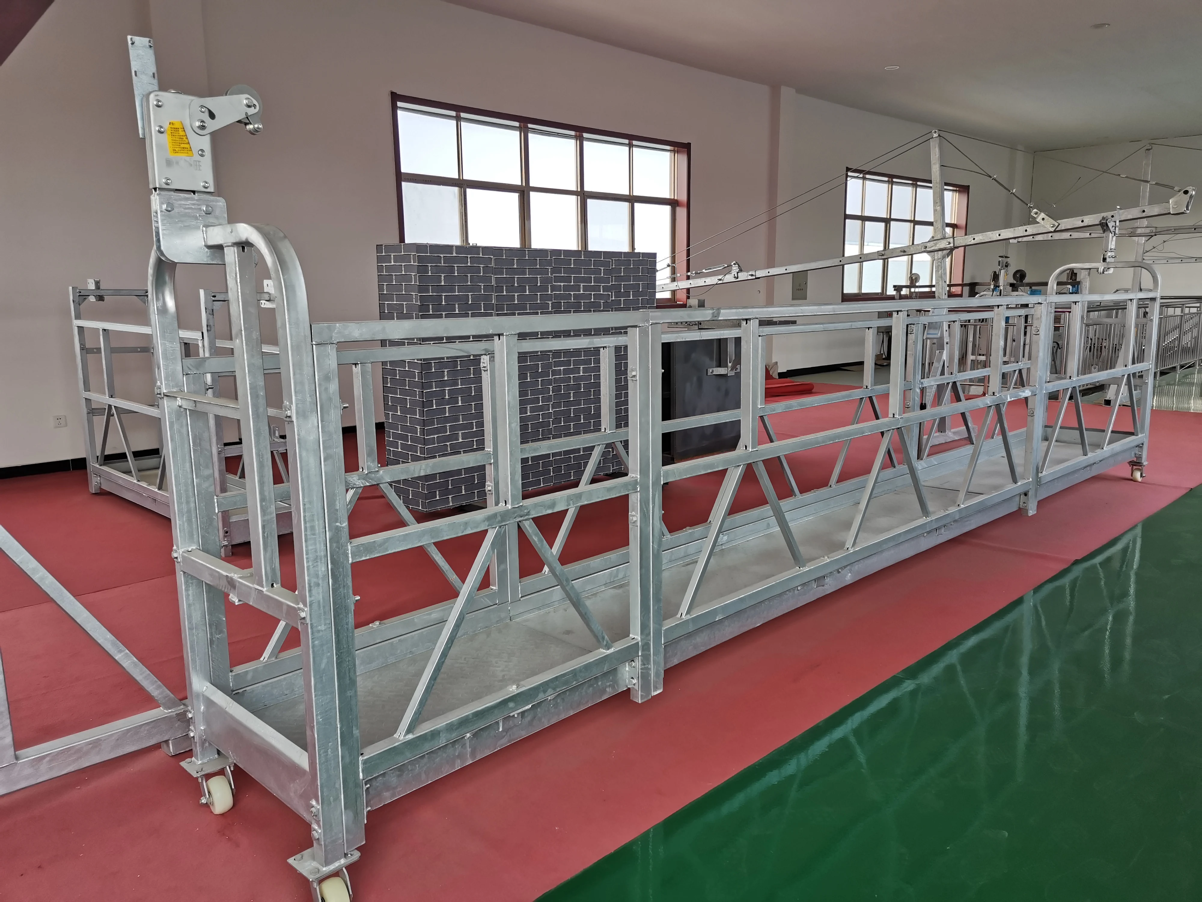 LUWANG ZLP800 Construction Scaffolding Double Mast Climb Work Platform