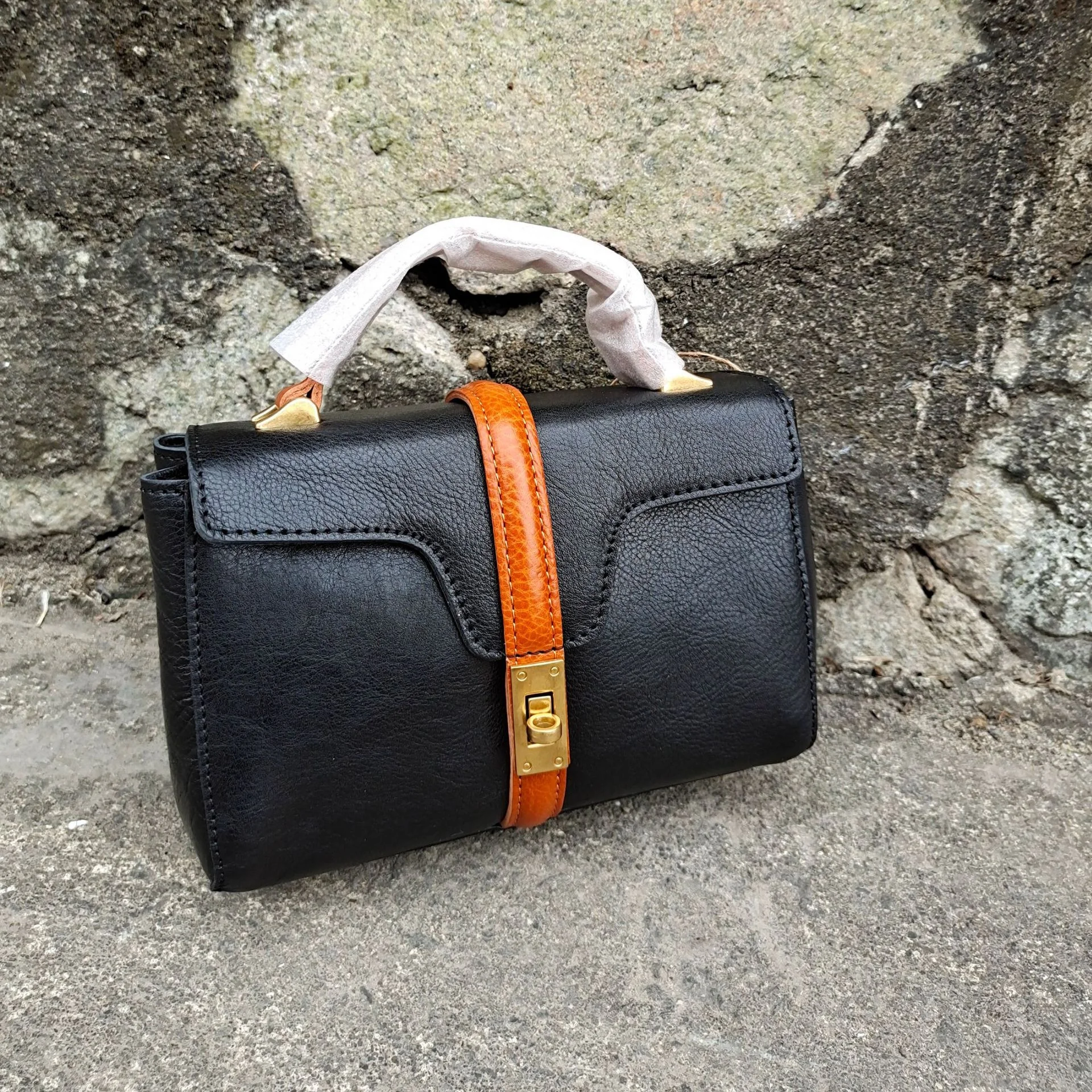 Wholesale Jelly Handbags and Purses Stylish Vegetable-Tanned Leather Cross Body Jelly Tote Bags Slippy