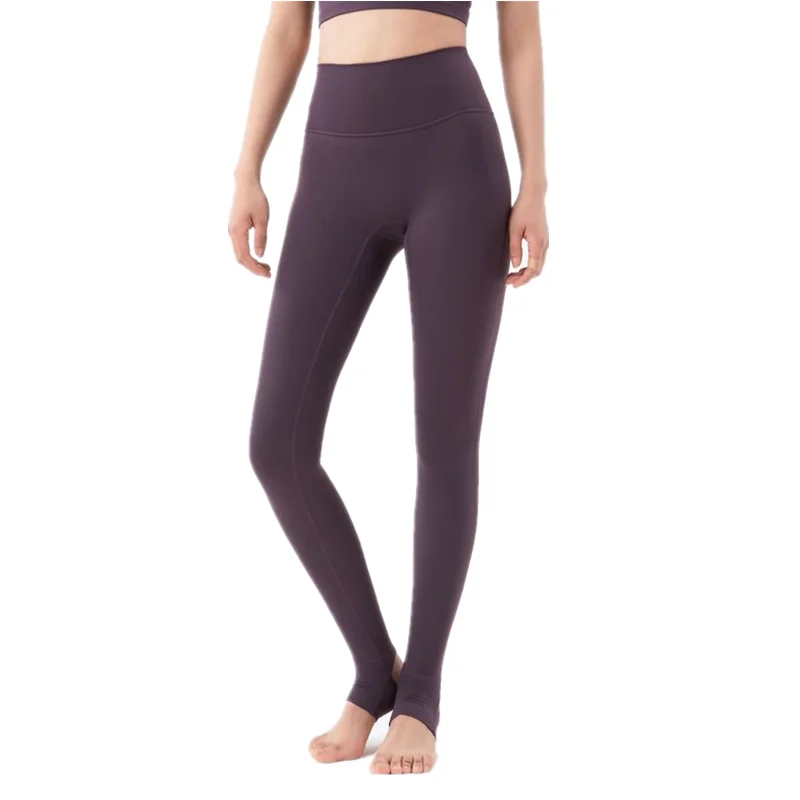 Skin Friendly Fitness Girls Yoga Legging Unique Design On The Foot Buttock Running Leggings Dance For Female