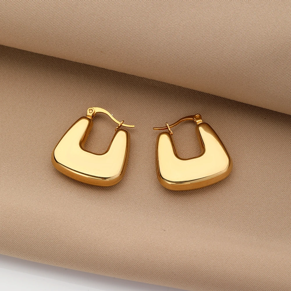 Non Tarnish 18k Pvd Gold Stainless Steel Chunky Screw C Huggies Hoop Earrings Women Hollow Bamboo Earrings For Jewelry Gift