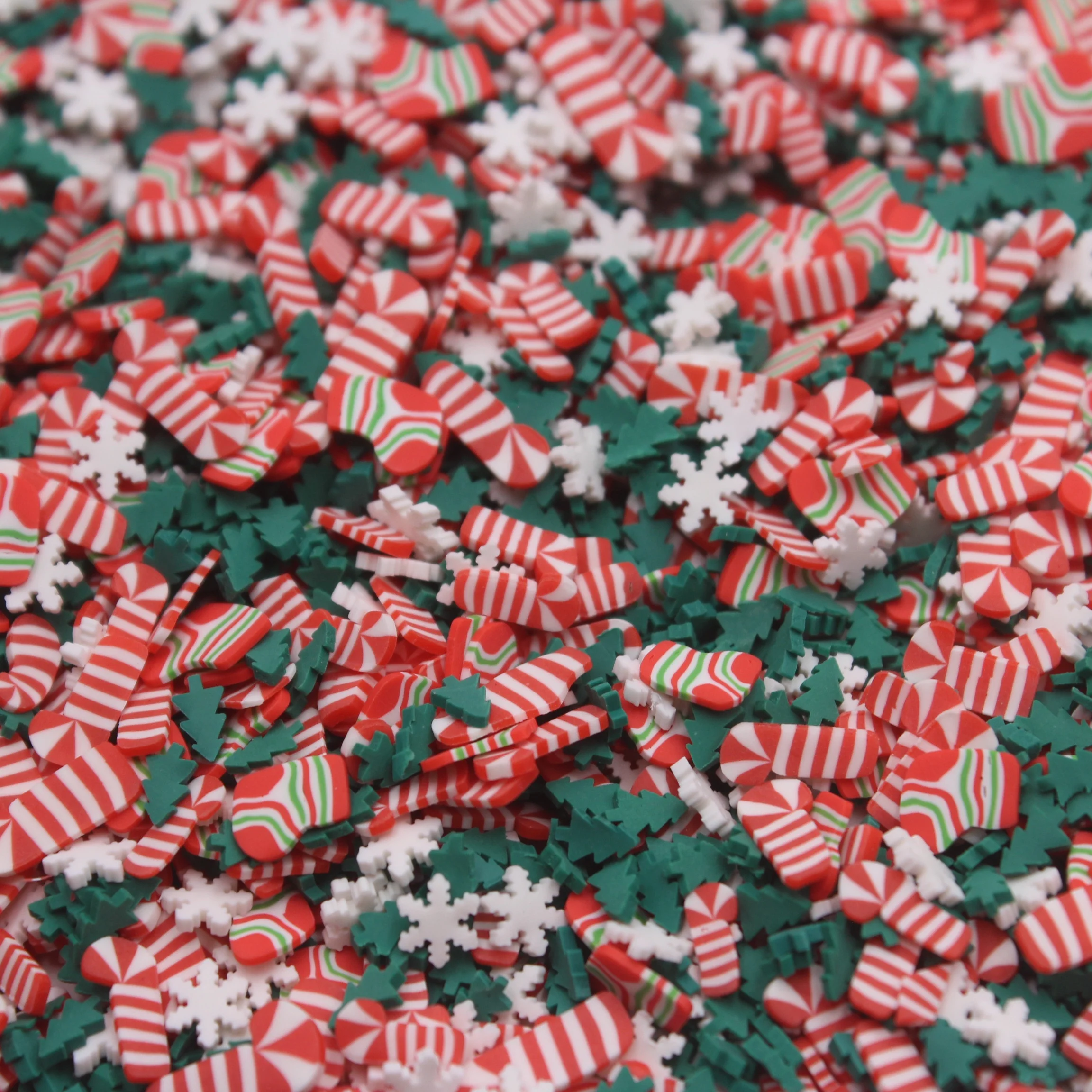 1KG/bag Xmas Themed Trees Mixed Crutch Cute Fawn Polymer Clay Slices Sprinkles with Gold Beads for DIY Crafts Filling