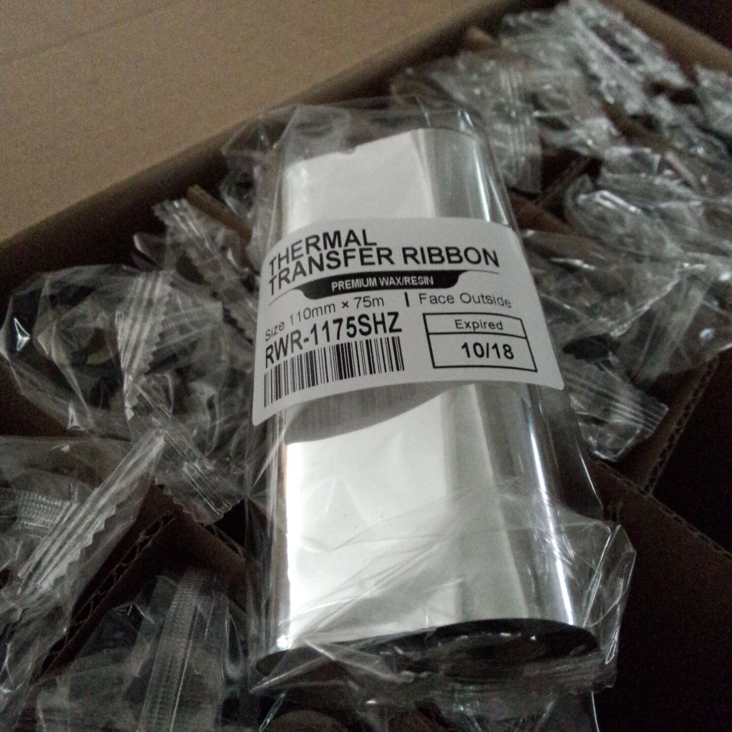 Высококачественная лента из воска/смолы 110 мм * 75 м, термотрансферная лента