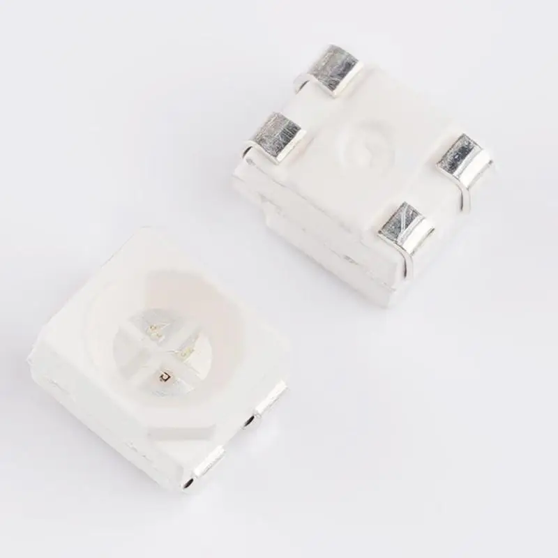 Small Sized 1800 Mcd White Side View Smd 020 Led