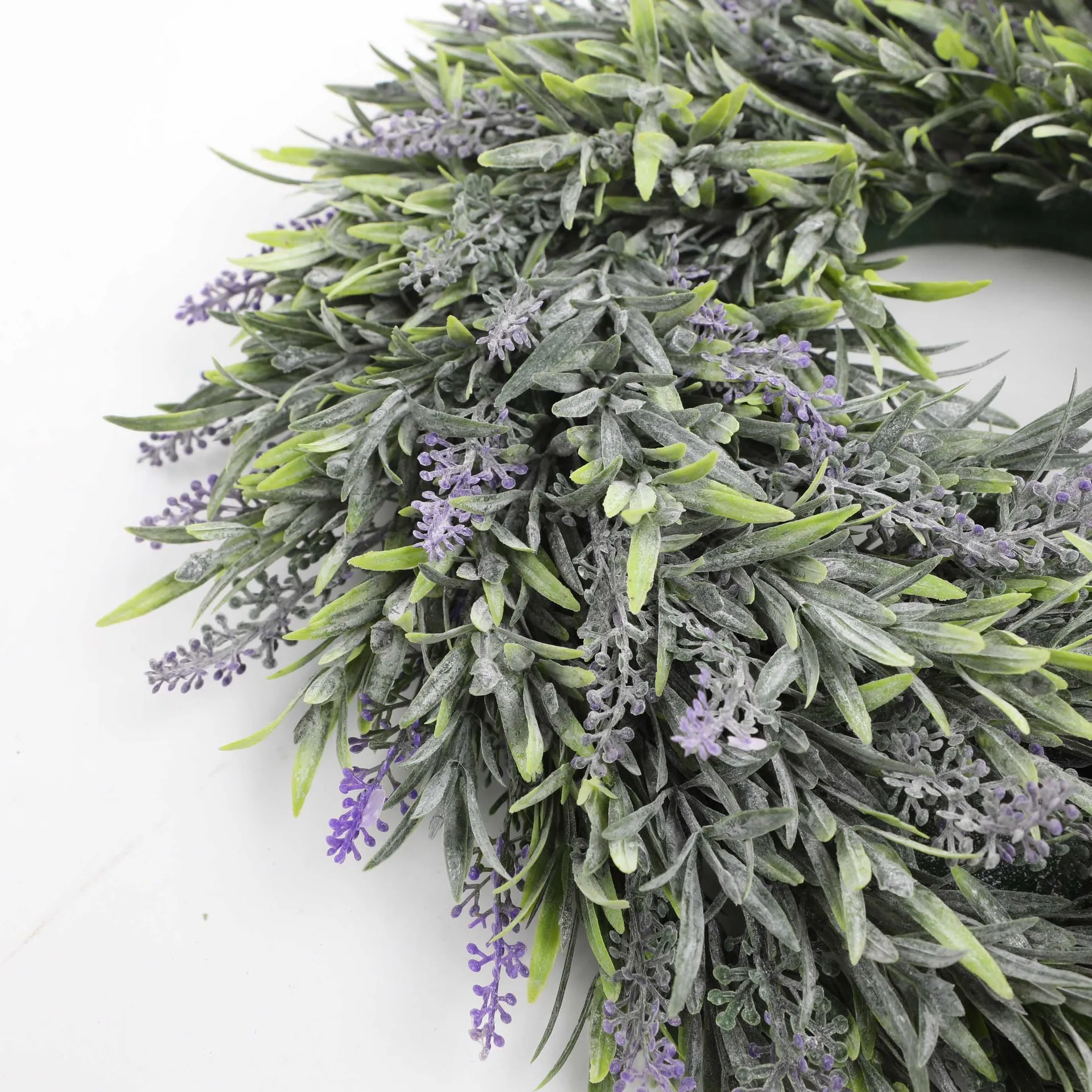 Artificial Eucalyptus Garland Silk  Ivy Vines Greenery Rattan Plants Wreath for Wall Room Garden Home Wedding Decor